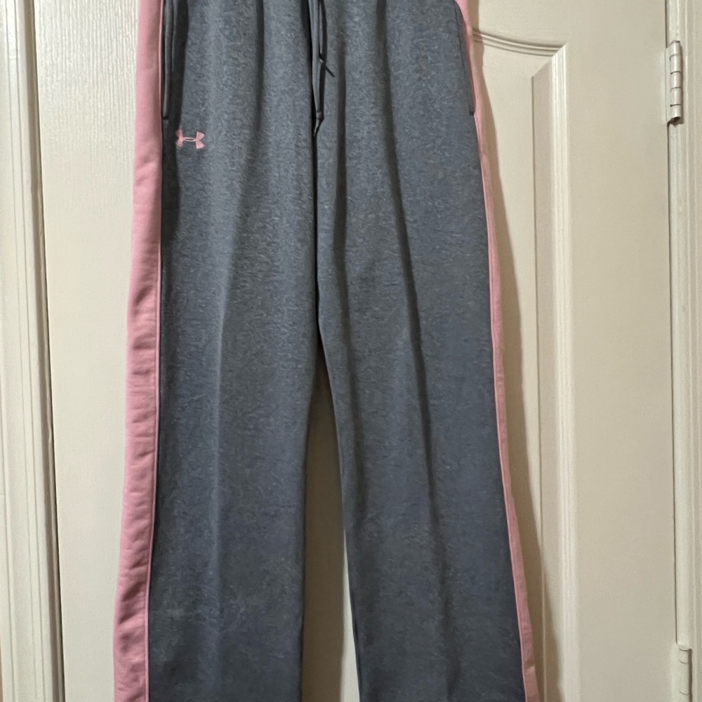 Under Armour women’s size medium sweat pants.